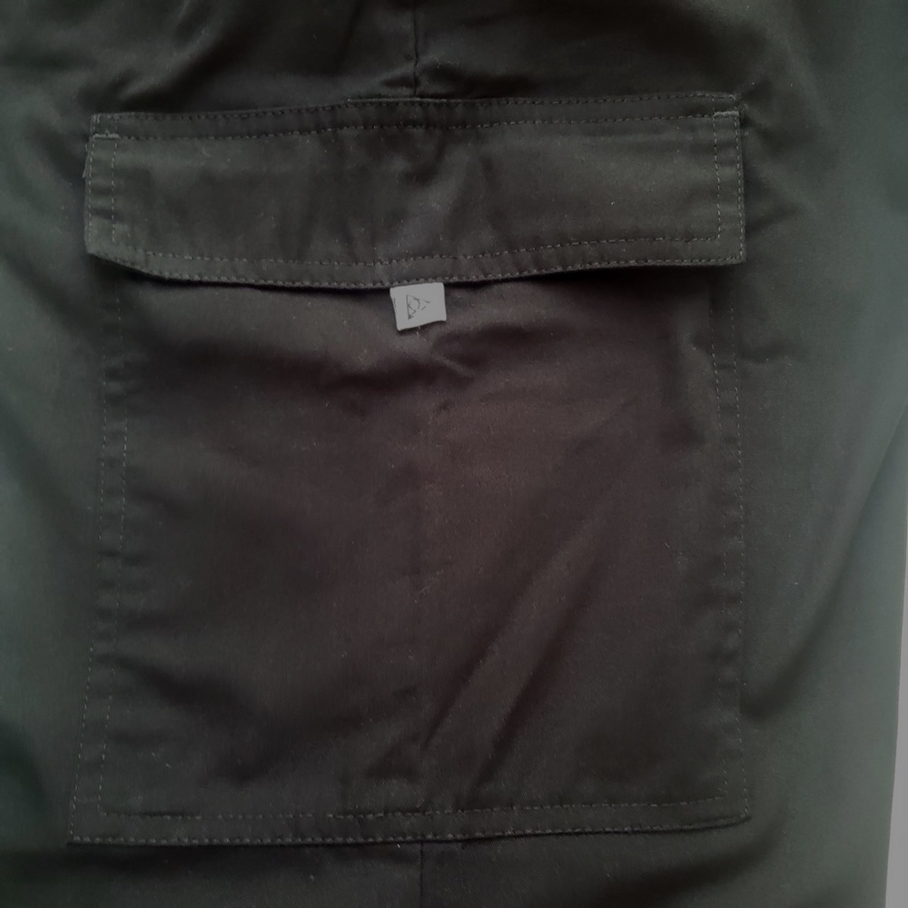 Black Wide-Leg Cargo Pocket Zip-Fly Lace-up Closure Women's Scrub Pant - Size MP - Picture 6 of 9